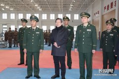 王东峰走访慰问驻石军级以上部队